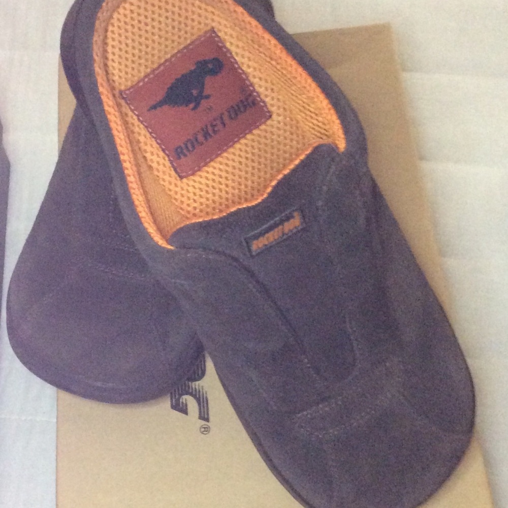 Shoes. Brown casual